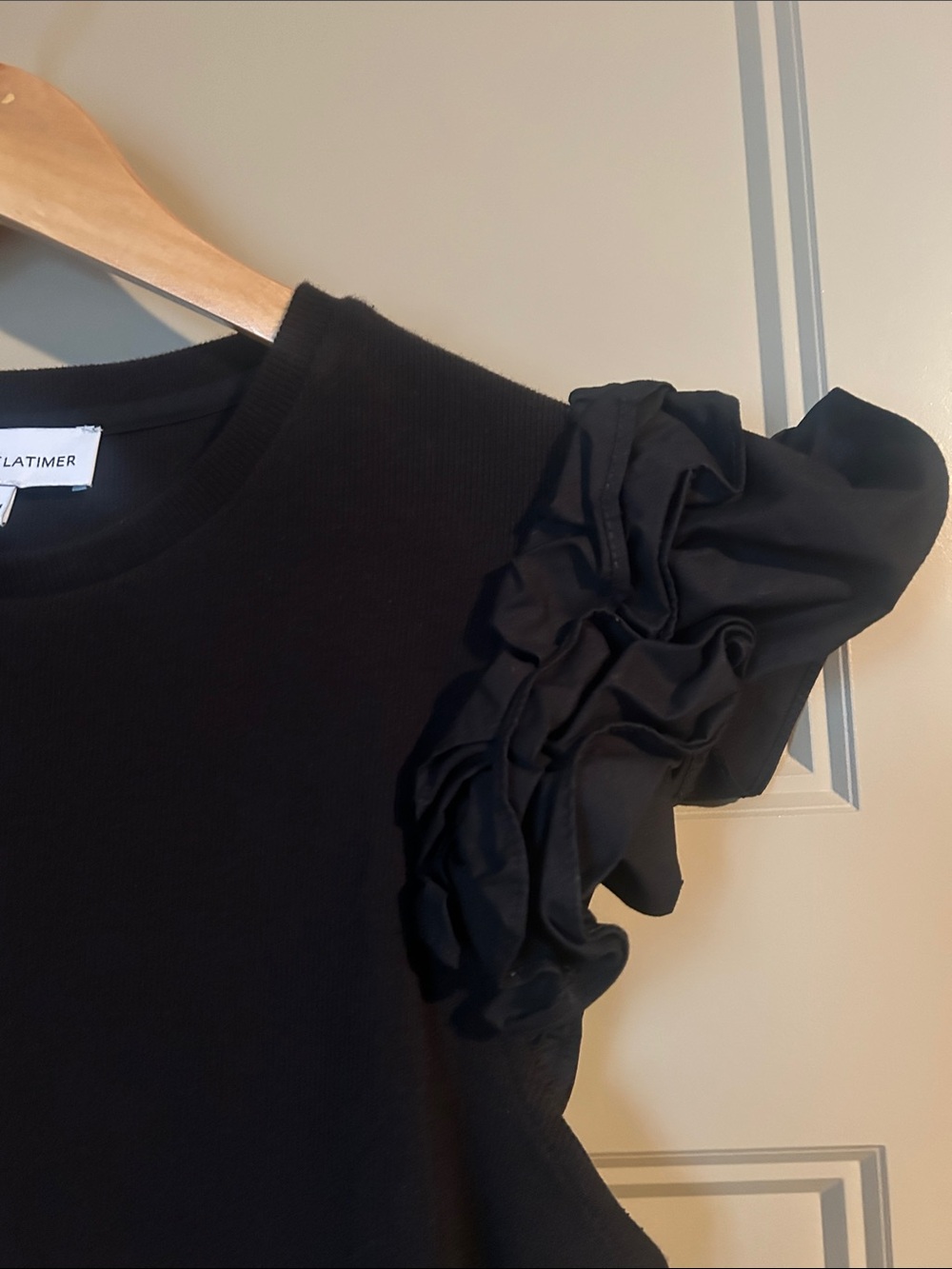 NWOT Gibson Latimer ribbed ruffle sleeve top